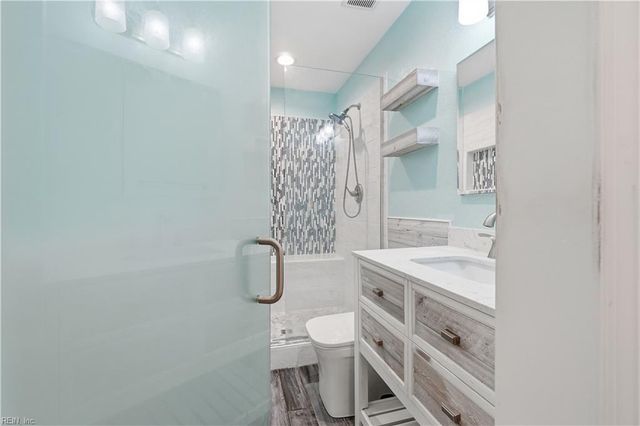 1089 Gershwin CT, Virginia Beach, VA 23454