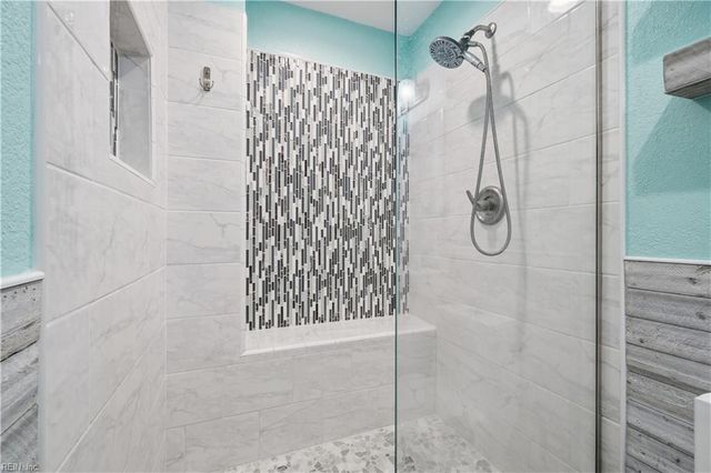 1089 Gershwin CT, Virginia Beach, VA 23454