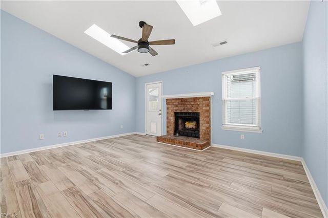 1089 Gershwin CT, Virginia Beach, VA 23454