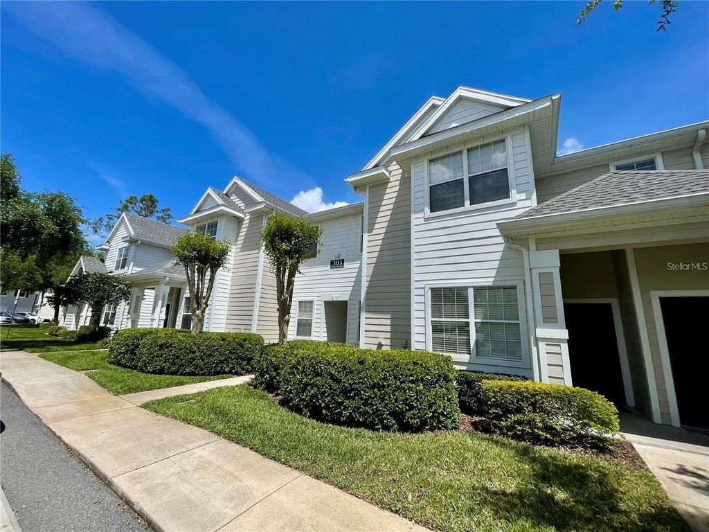 303 SOUTHERN P CIRCLE 102, Winter Garden, FL 34787