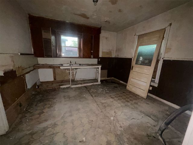 3317 N 23rd Street, Waco, TX 76708