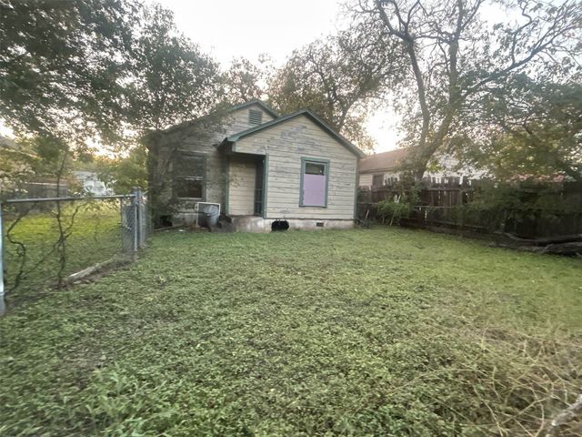 3317 N 23rd Street, Waco, TX 76708