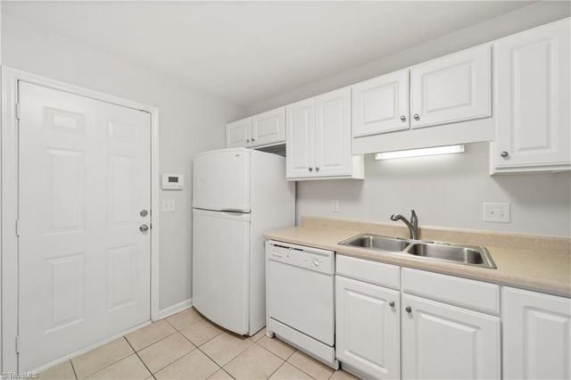 1344 Crosswinds Drive, High Point, NC 27265