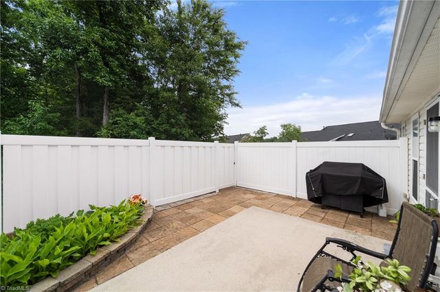 1344 Crosswinds Drive, High Point, NC 27265