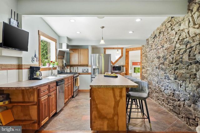 277 W BALTIMORE PIKE, Media, PA 19063