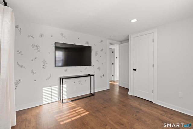 25 Whippoorwill Road, Southington, CT 06489