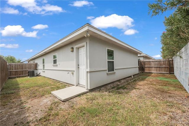 3613 Whitewing Avenue, Edinburg, TX 78539