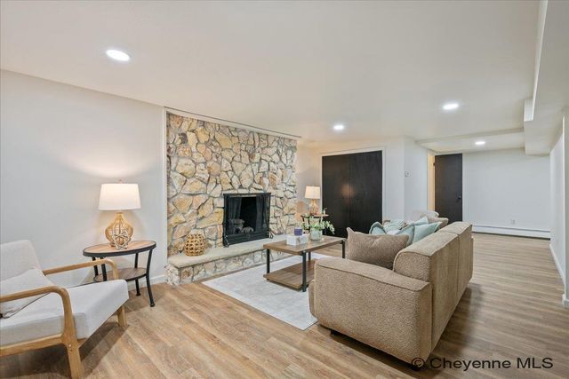 6923 EVERS BLVD, Cheyenne, WY 82009