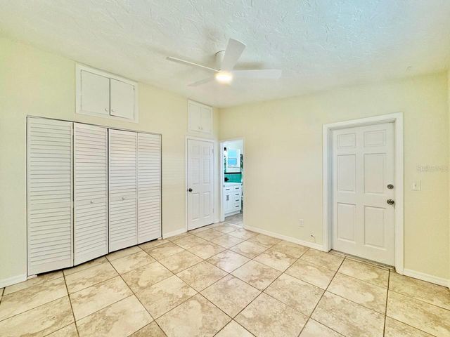 533 YELVINGTON AVENUE, Clearwater, FL 33756