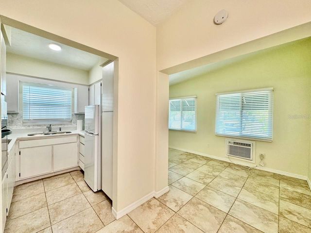533 YELVINGTON AVENUE, Clearwater, FL 33756