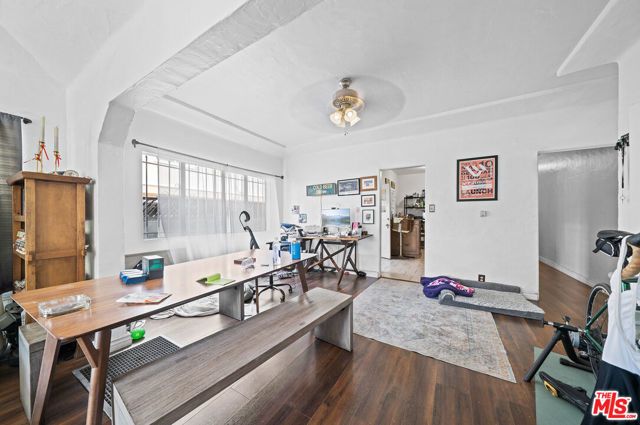 5173 Pickford Street, Los Angeles, CA 90019