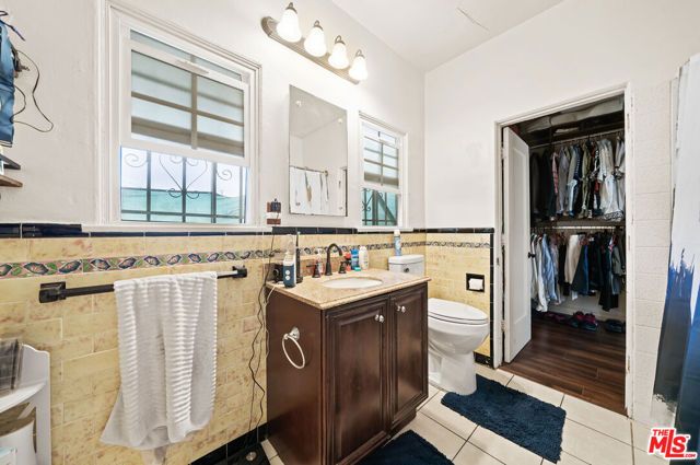 5173 Pickford Street, Los Angeles, CA 90019