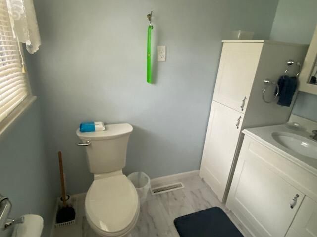 906 W Pearl Street, Aurora, MO 65605