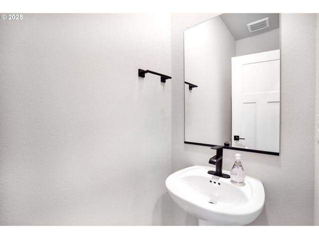 5269 N 87TH Ave, Camas, WA 98607