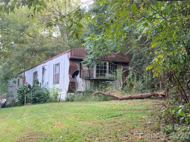 173 & 175 Dix Creek Chapel Road, Asheville, NC 28806