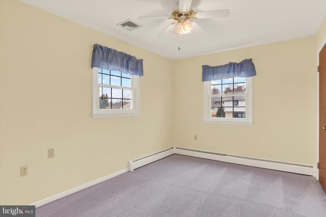 4617 TARRYTON RD, Harrisburg, PA 17109