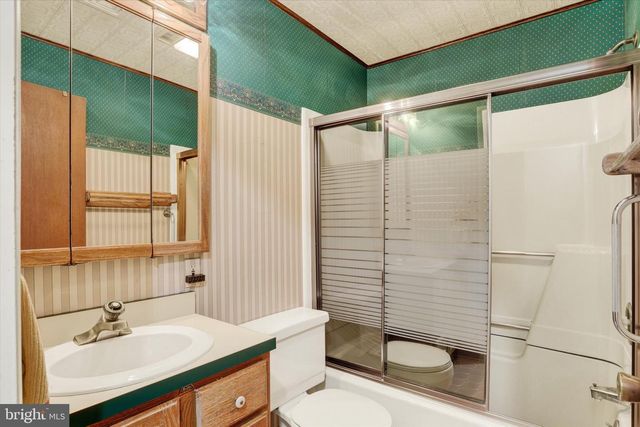 4617 TARRYTON RD, Harrisburg, PA 17109