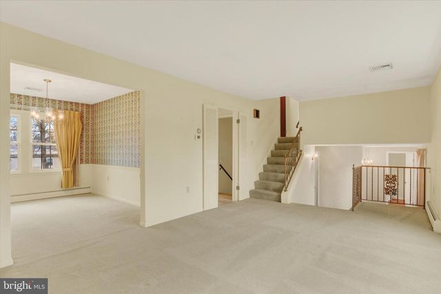 4617 TARRYTON RD, Harrisburg, PA 17109