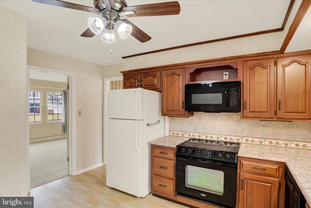 4617 TARRYTON RD, Harrisburg, PA 17109