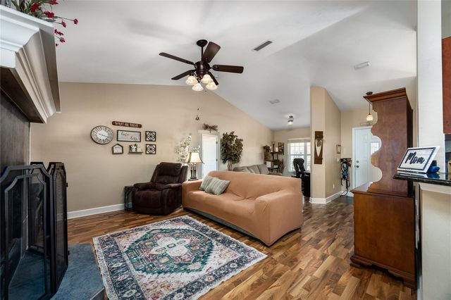 23582 NW 3RD AVENUE, Newberry, FL 32669