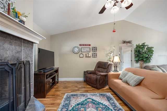 23582 NW 3RD AVENUE, Newberry, FL 32669