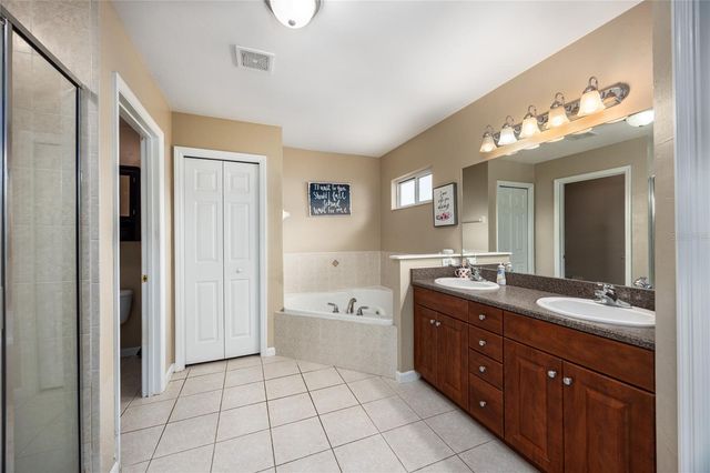 23582 NW 3RD AVENUE, Newberry, FL 32669