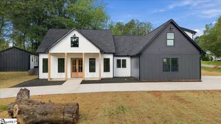201 Maple Street, Lyman, SC 29365