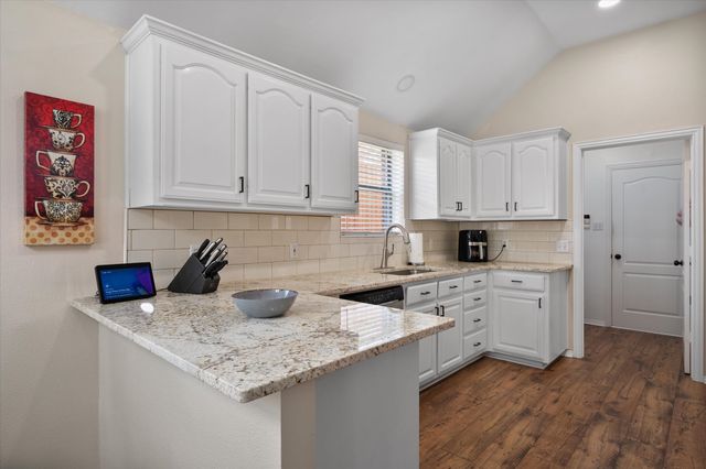 2200 Nugent Drive, Mansfield, TX 76063