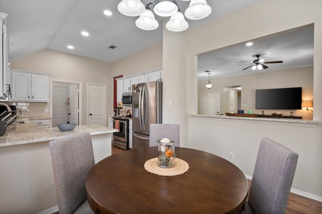 2200 Nugent Drive, Mansfield, TX 76063