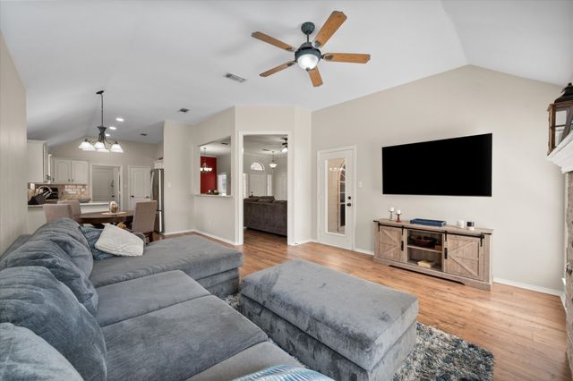 2200 Nugent Drive, Mansfield, TX 76063