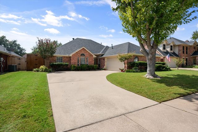 2200 Nugent Drive, Mansfield, TX 76063