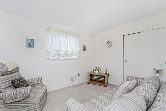 11 ironwood Street, Staten Island, NY 10308