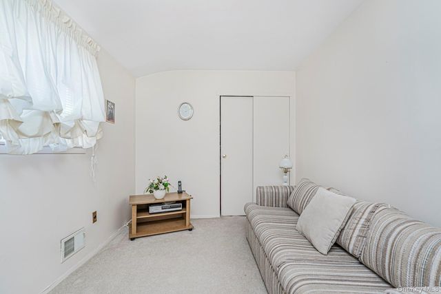 11 ironwood Street, Staten Island, NY 10308