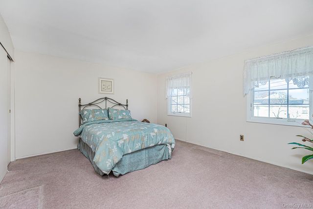 11 ironwood Street, Staten Island, NY 10308