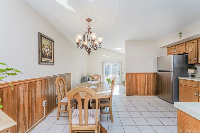 11 ironwood Street, Staten Island, NY 10308