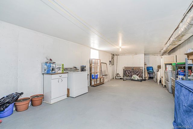 11 ironwood Street, Staten Island, NY 10308