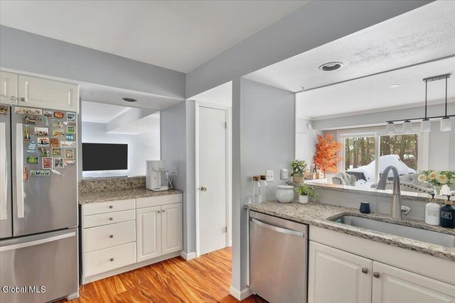 50 Old Coach Road, Clifton Park, NY 12065