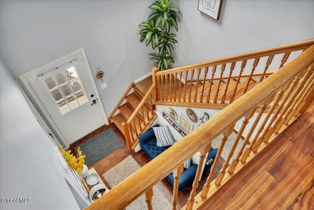 50 Old Coach Road, Clifton Park, NY 12065