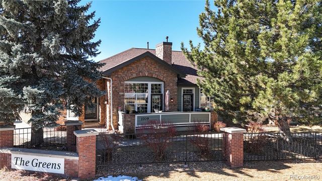 2709 W Greens Court, Littleton, CO 80123