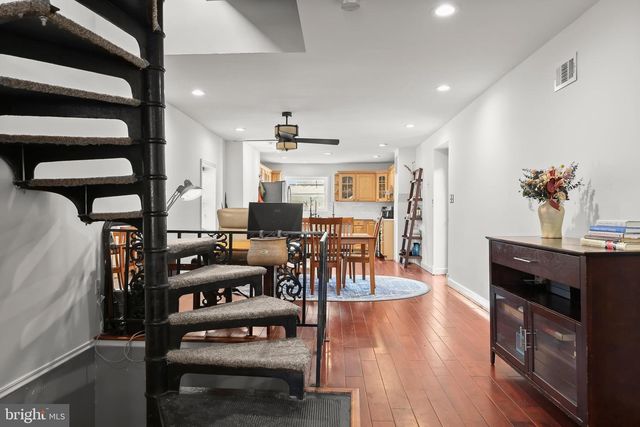 3200 E LOMBARD ST, Baltimore, MD 21224