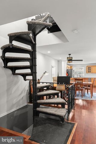 3200 E LOMBARD ST, Baltimore, MD 21224
