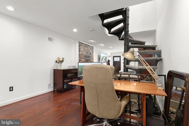 3200 E LOMBARD ST, Baltimore, MD 21224