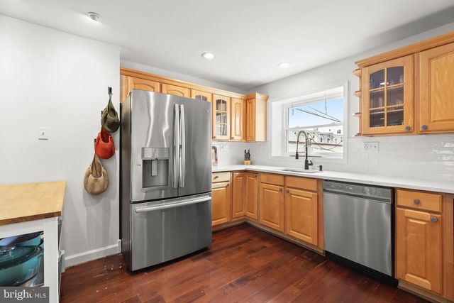 3200 E LOMBARD ST, Baltimore, MD 21224