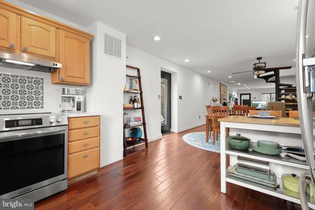 3200 E LOMBARD ST, Baltimore, MD 21224