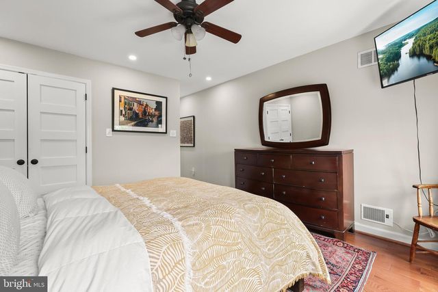 3200 E LOMBARD ST, Baltimore, MD 21224