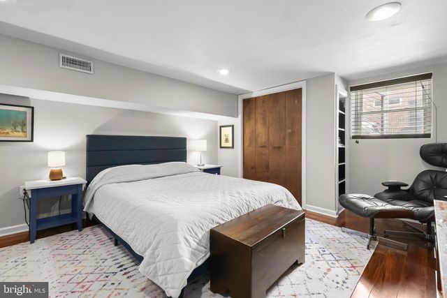3200 E LOMBARD ST, Baltimore, MD 21224
