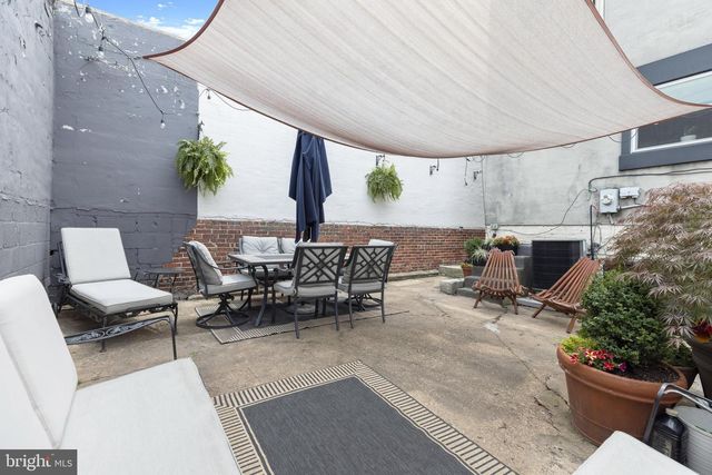 3200 E LOMBARD ST, Baltimore, MD 21224