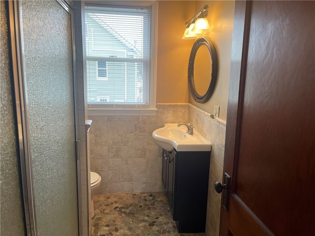 169 Francis Avenue 2, Pawtucket, RI 02860