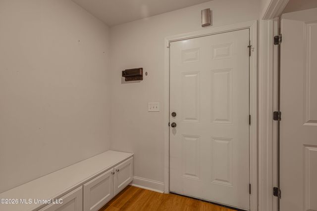 1019 Silver Circle, Pearl, MS 39208