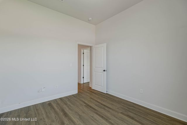 1019 Silver Circle, Pearl, MS 39208